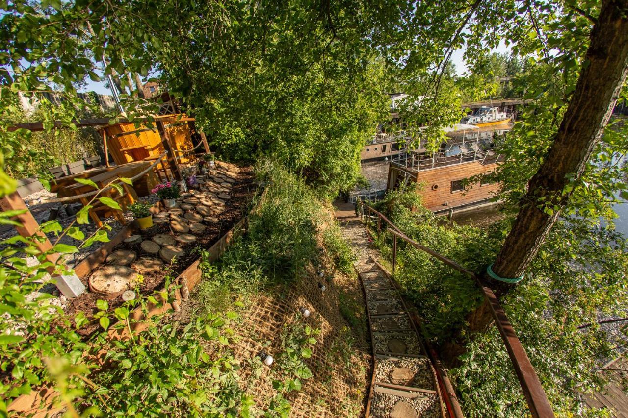 Prague Bay Houseboats 호텔 외부 사진