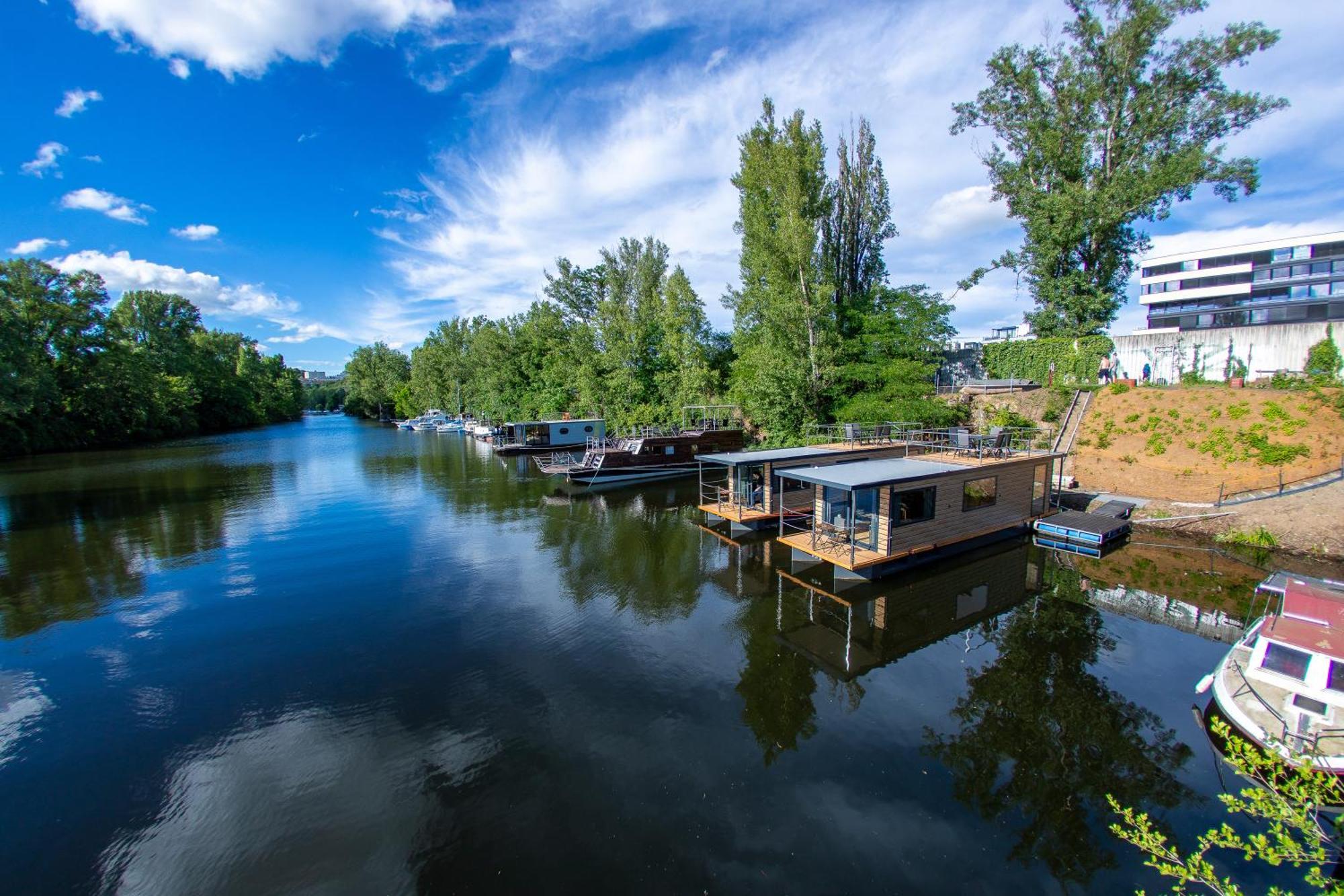 Prague Bay Houseboats 호텔 외부 사진