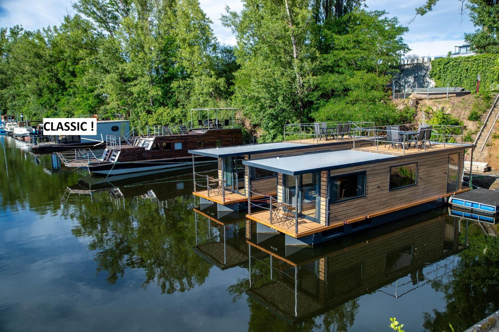 Prague Bay Houseboats 호텔 외부 사진